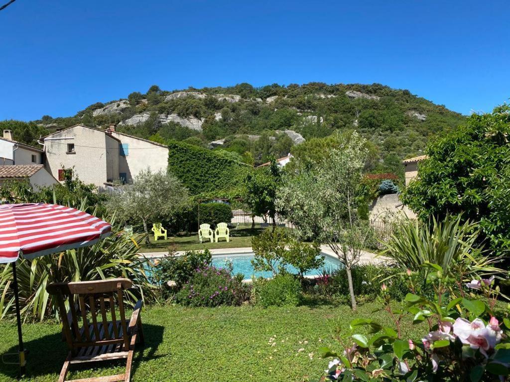 Gite La Loge 142 Route De Carpentras 84210 ヴナスク エクステリア 写真