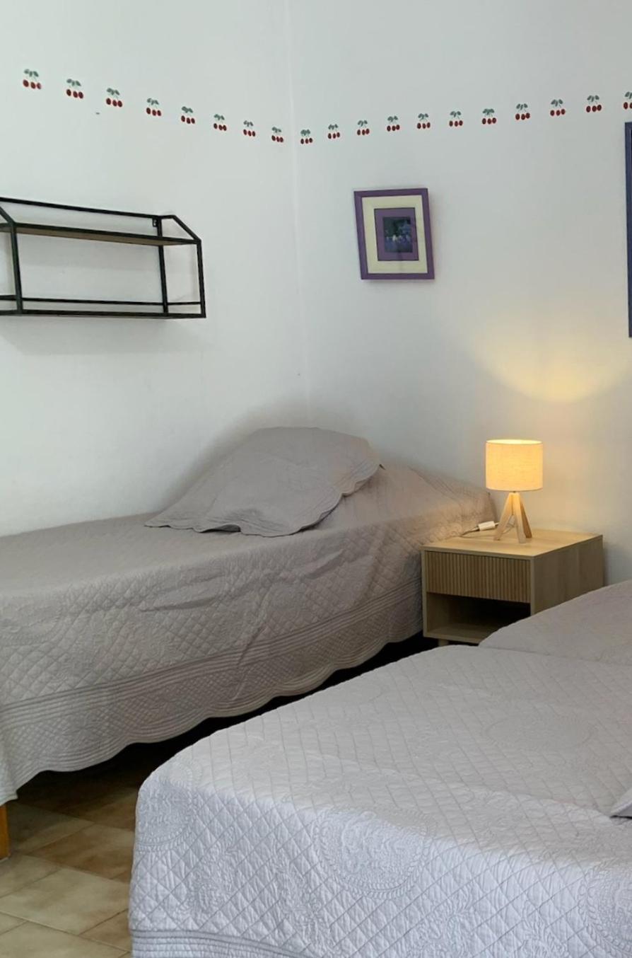 Gite La Loge 142 Route De Carpentras 84210 ヴナスク エクステリア 写真